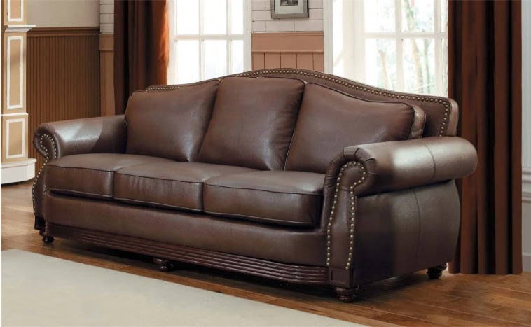 Коричневый диван в интерьере: как выбрать подходящую модель и оттенок