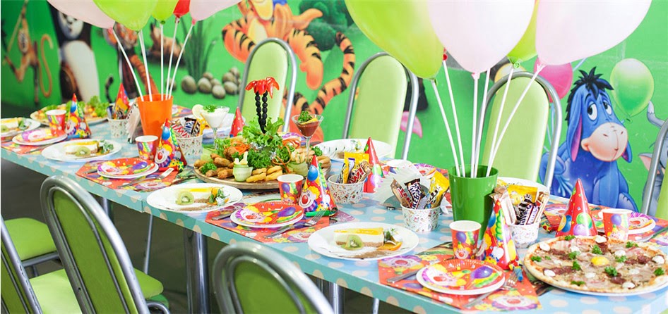 Особенности оформления детского стола на день рождения: советы и идеи фото