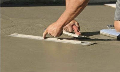 Как правильно железнить бетонную стяжку, основные способы, плюсы и минусы метода фото