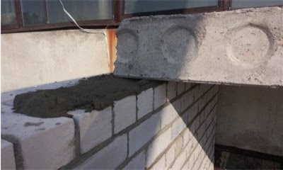 Разновидности и правила монтажа плит перекрытия на кирпичную стену