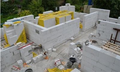 Разновидности силикатных блоков для стен по назначению: перегородочные, для несущих конструкций и другие