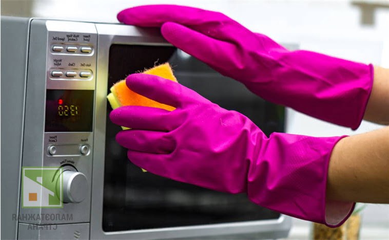 Как очистить микроволновку внутри: быстрый способ привести СВЧ печь в порядок