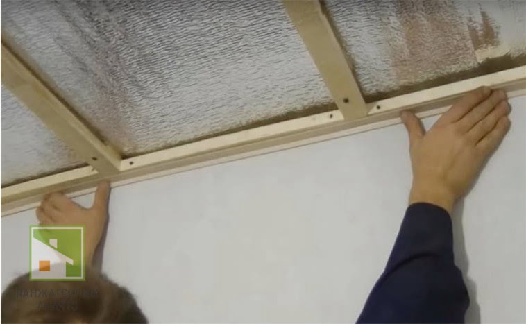 Как сделать обрешетку под пластиковые панели на стены и потолок фото