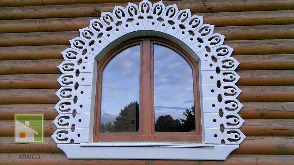Наличники на окна в деревянном доме: назначение, виды, способы монтажа фото