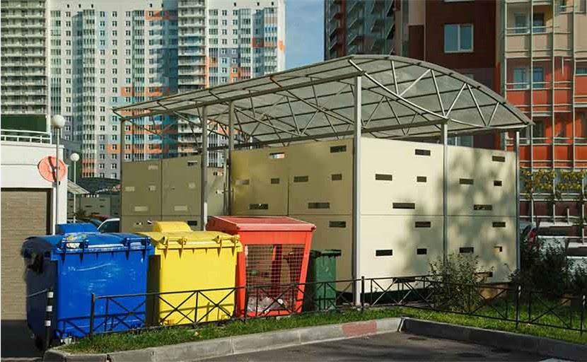 Площадка для мусорных контейнеров: требования к размещению и обустройству