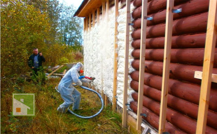 Стены из пены – как лучший способ утепления дома, плюсы и минусы, виды пены, особенности нанесения