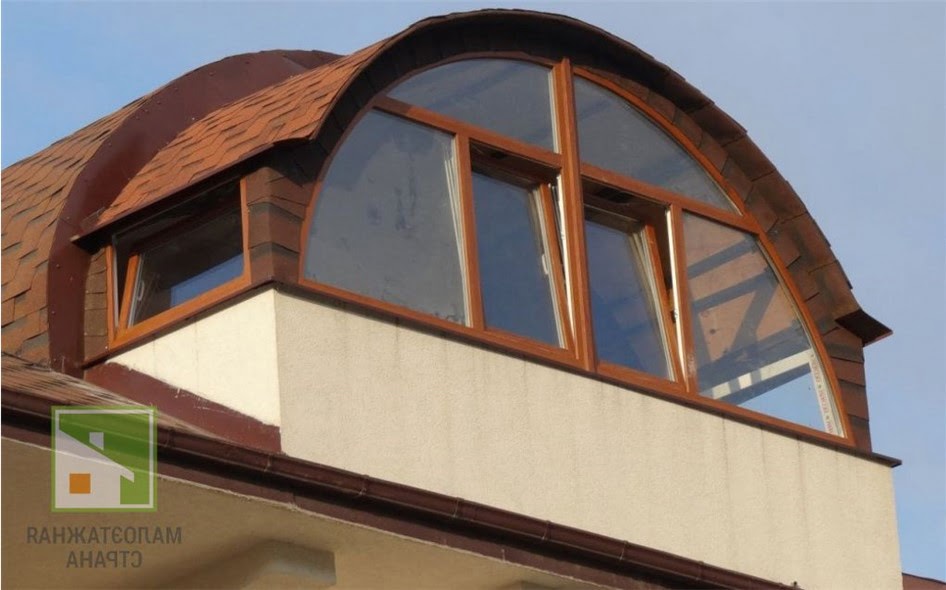 Установка крыши на балконе: разновидности конструкций и цены + примеры на фото